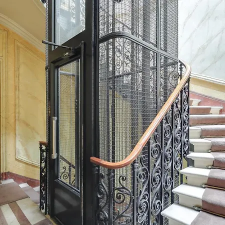 Appartement Courcelles