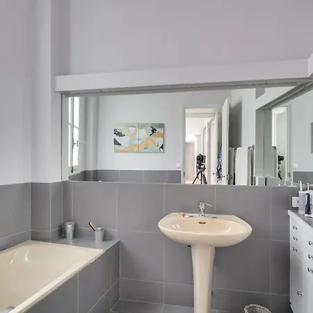 Appartement Courcelles Париж