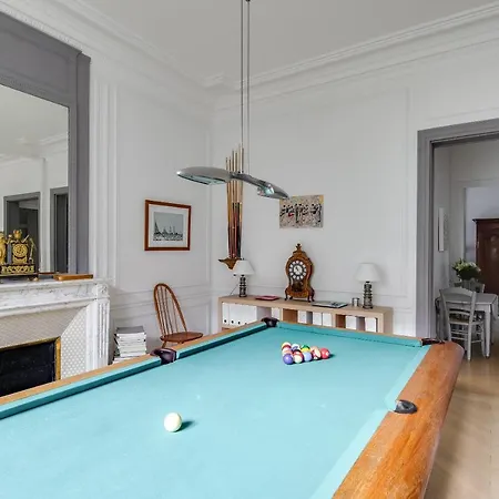 Apartment Appartement Courcelles Paris